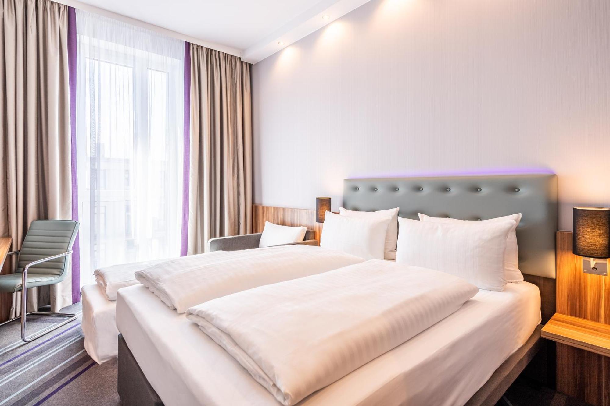 Premier Inn Heidelberg City Centre Esterno foto